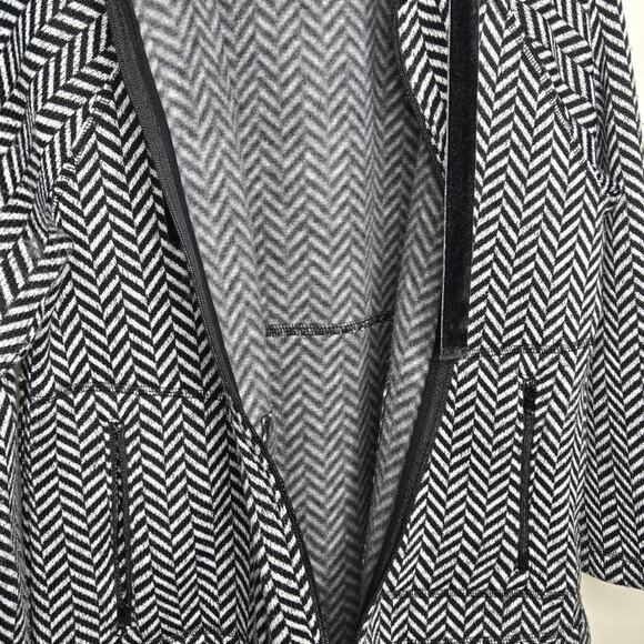 T by TALBOTS Black and White Chevron Knit Jacket with Pockets Size Mp - Picture 7 of 10